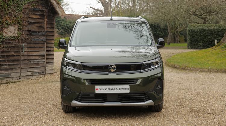 Vauxhall COMBO LIFE ELECTRIC ESTATE 100kW Ultimate XL 52kWh 5dr Auto